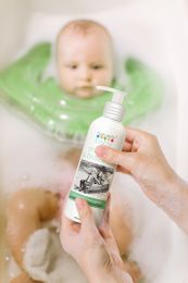Shampoo & Body Wash Coconut Pineapple 8 oz.